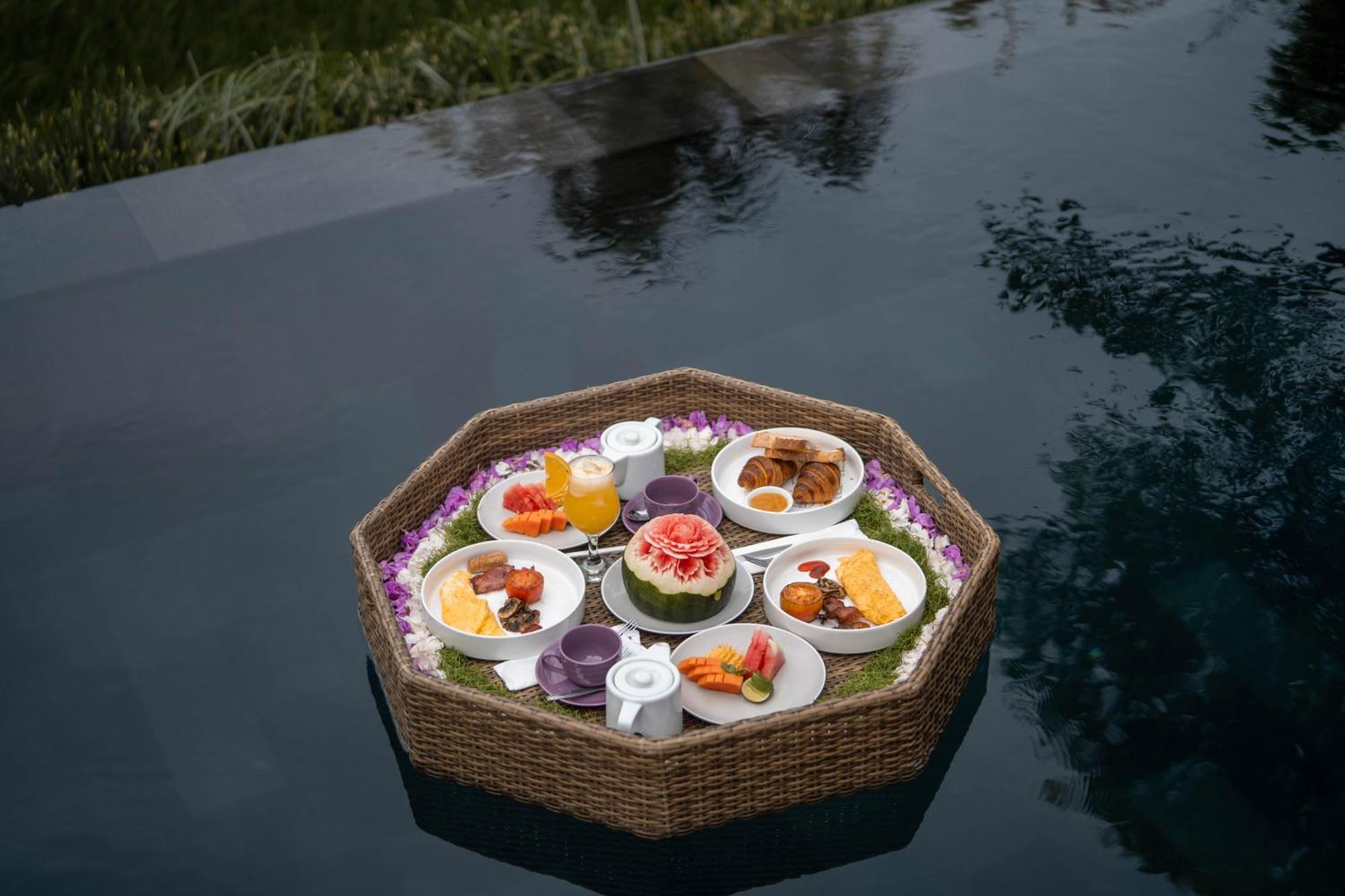 The Sender Pool Suites Убуд Екстер'єр фото